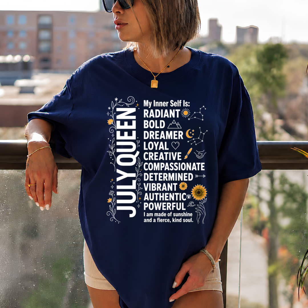 JULY QUEEN OVERSIZED T-Shirt!